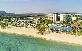 Khu nghỉ dưỡng Mövenpick Waverly Phú Quốc